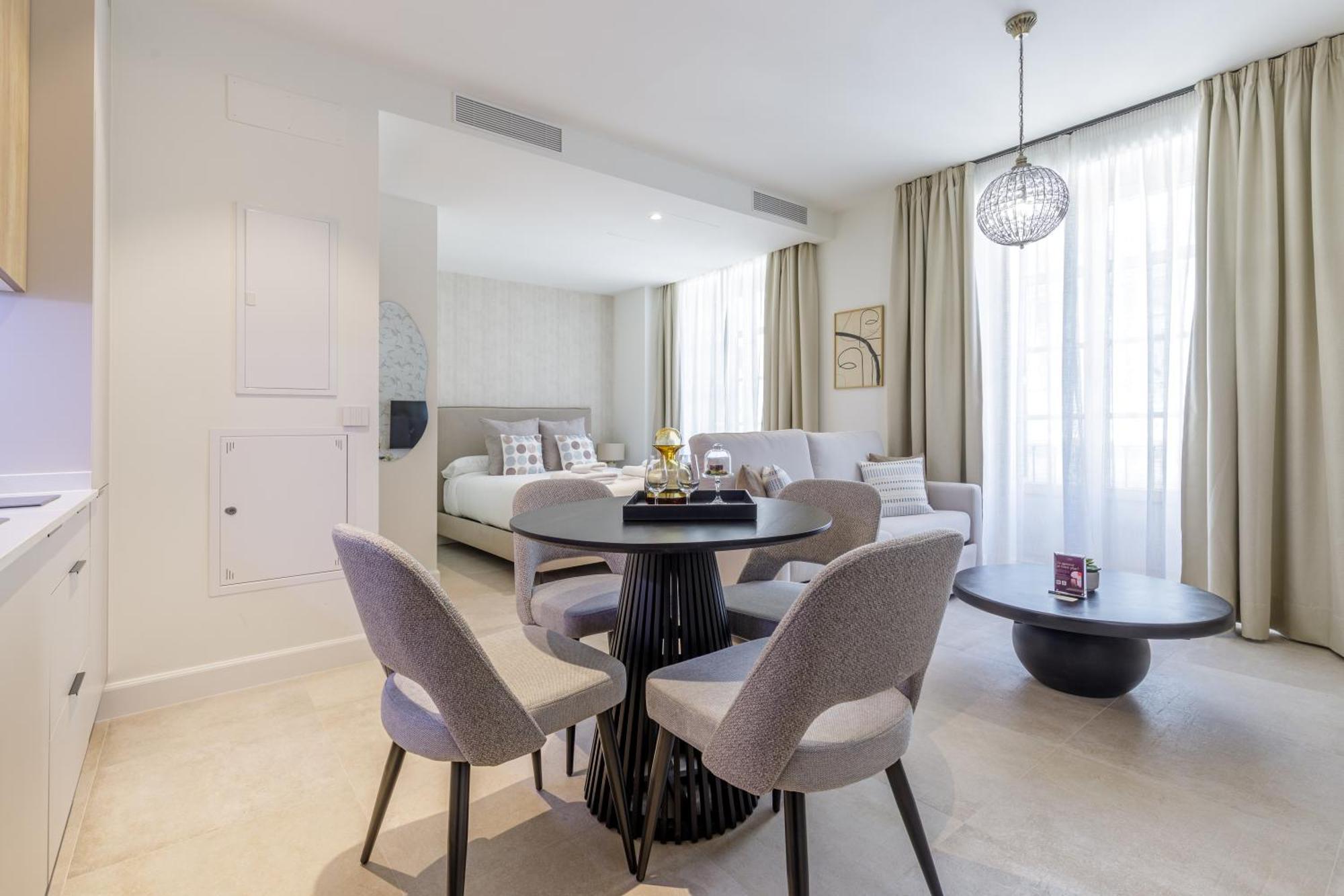 Plaza Del Siglo Suites & Boutique Apartments By Caleta Homes Málaga Exterior foto